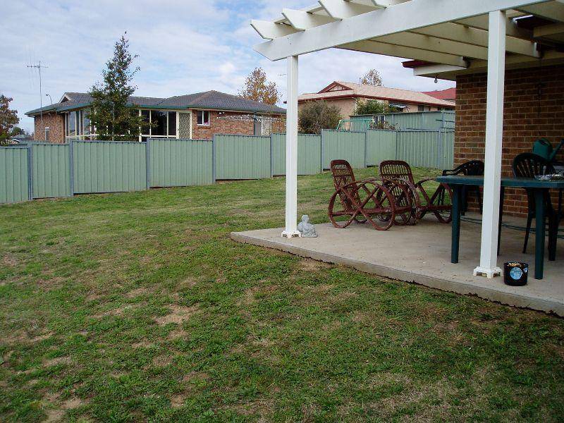 13 Gersbach Place, Orange NSW 2800