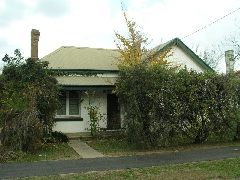 80 Moulder Street, Orange NSW 2800