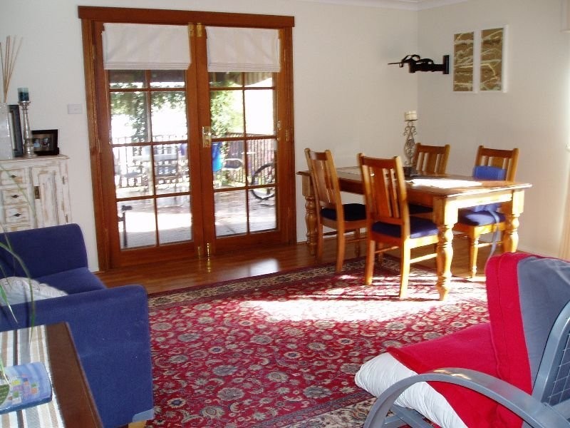 11 Crinoline Street, Orange NSW 2800