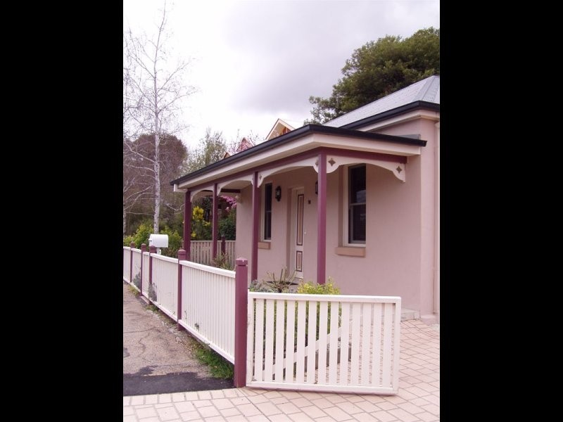 16 Sampson Street, Orange NSW 2800