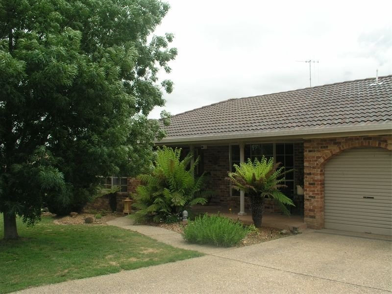 14 Bill Marshall Drive, Orange NSW 2800