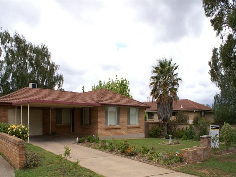 15 Maxime Place, Orange NSW 2800