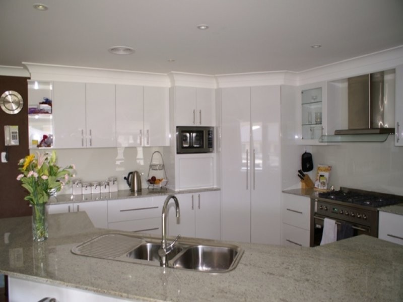 4 Avonlea  Place, Orange NSW 2800