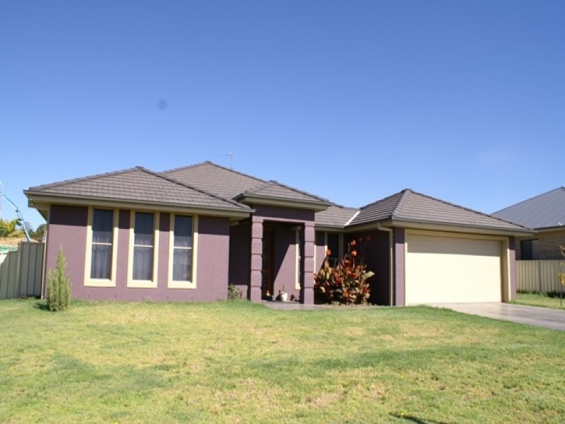 7 Jonathon Road, Orange NSW 2800