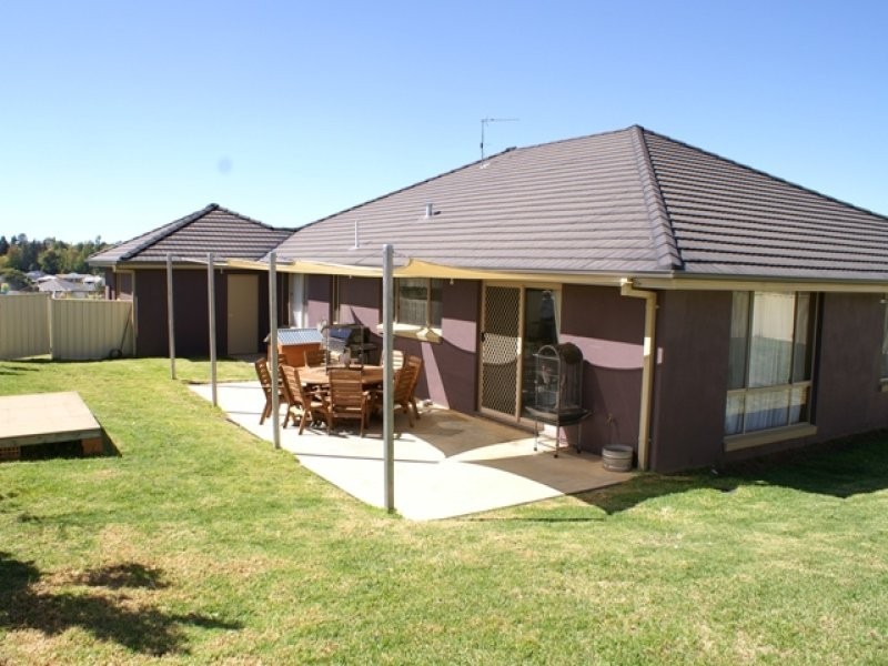 7 Jonathon Road, Orange NSW 2800