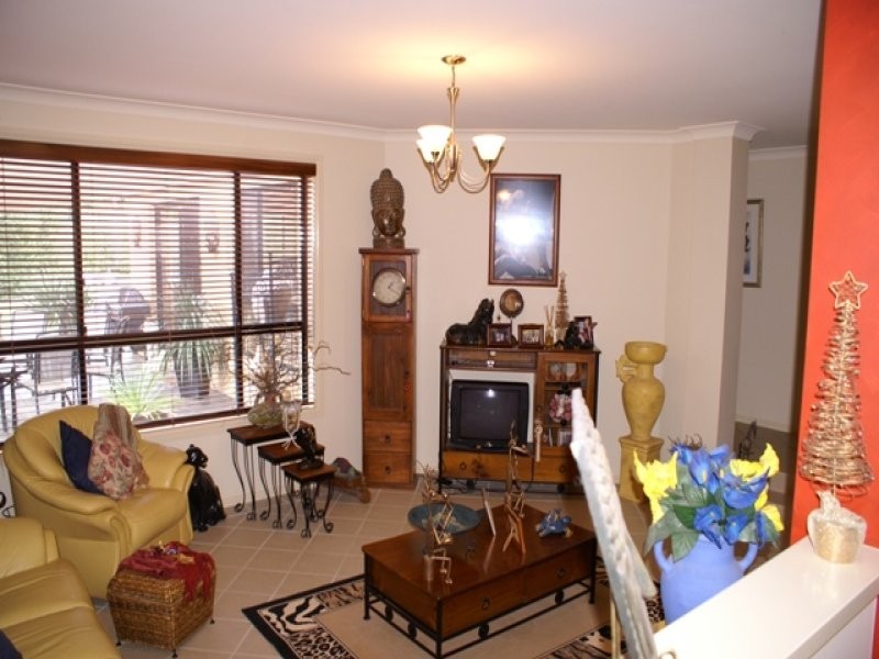 7 Jarrah Place, Orange NSW 2800