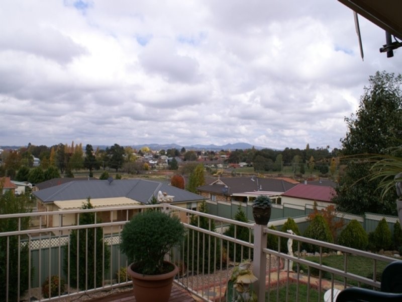 3 Blanche Avenue, Orange NSW 2800