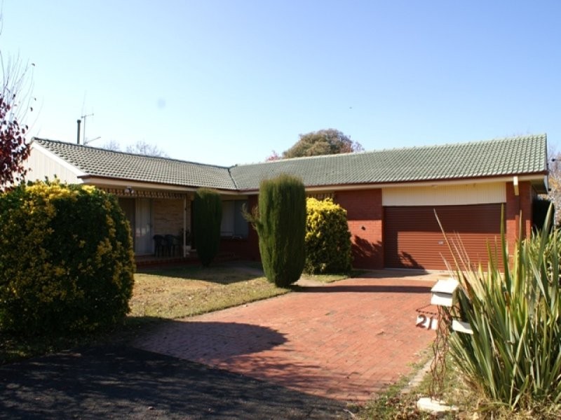 21 Rowan Street, Orange NSW 2800