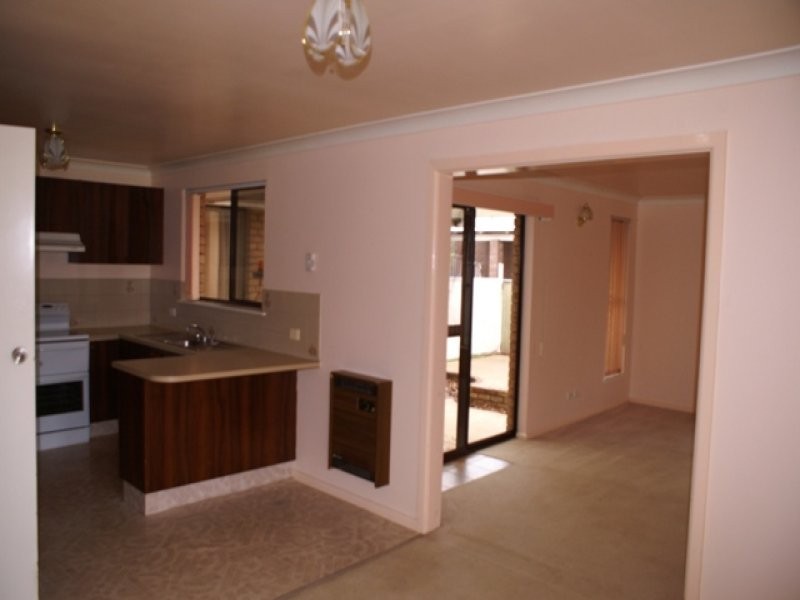 24 Rawle Avenue, Orange NSW 2800