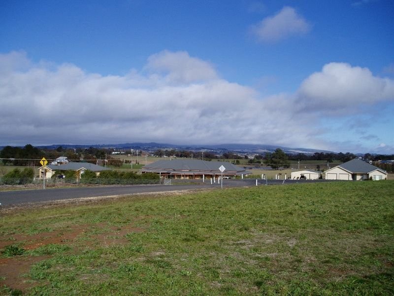 14 Illamatta Way, Orange NSW 2800