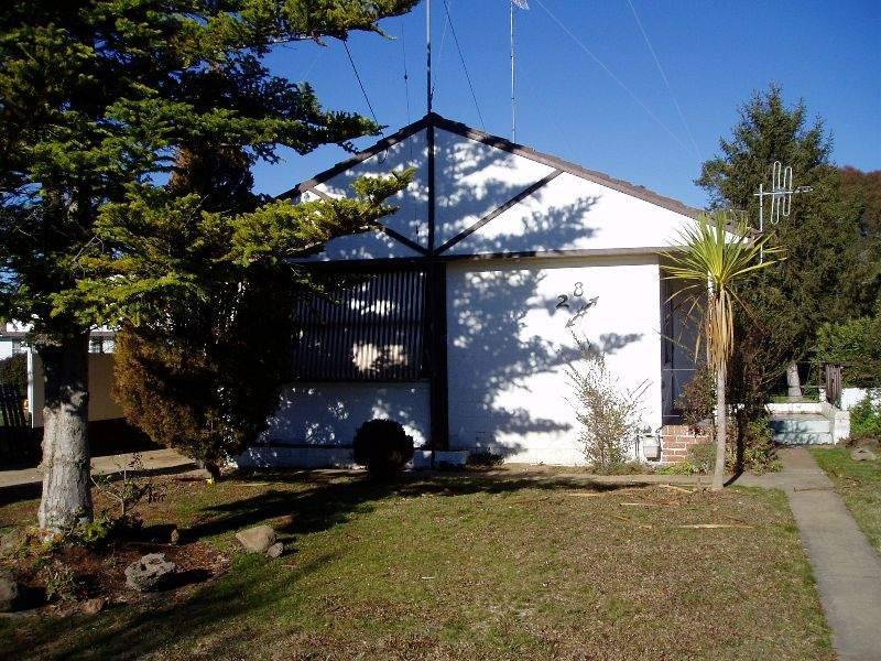 28 Bundarra Crescent, Orange NSW 2800