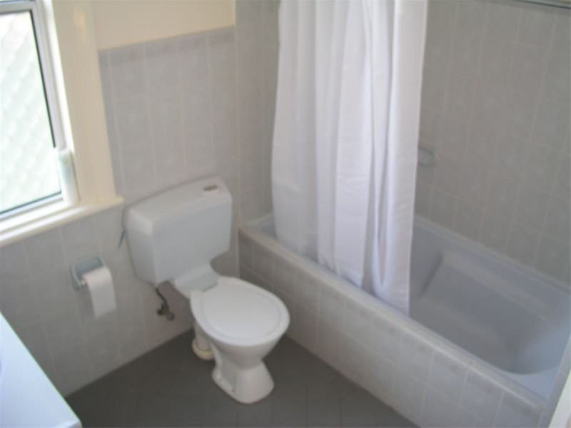 111 Sampson Street, Orange NSW 2800