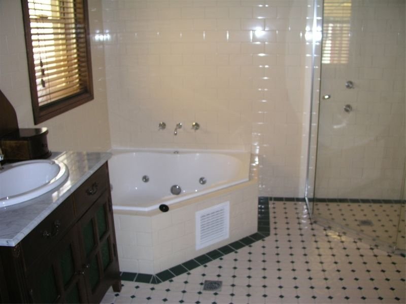 166 McLachlan Street, Orange NSW 2800