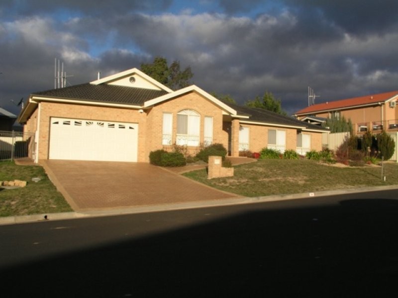 38 Olympic Drive, Orange NSW 2800