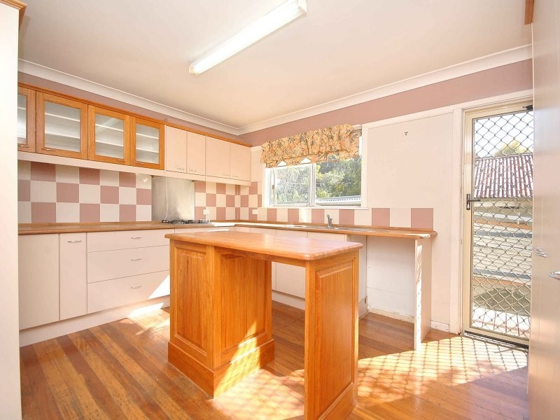 23 Rosalie Street, Bardon QLD 4065