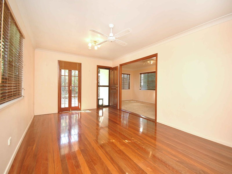 23 Rosalie Street, Bardon QLD 4065