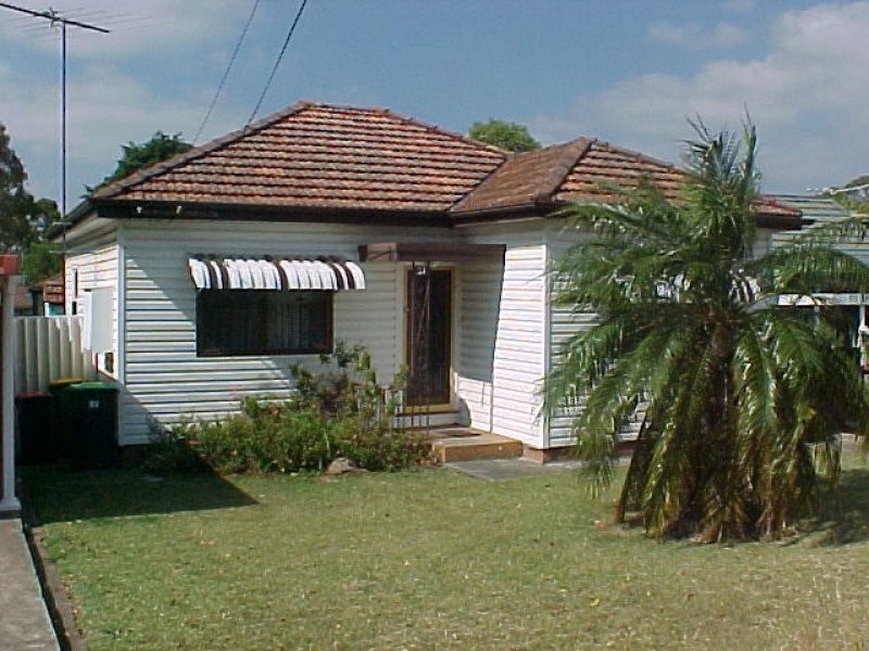 51 Lehn Road, East Hills NSW 2213