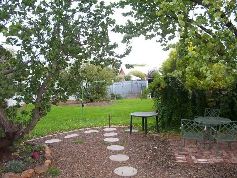 19 Rose Street, Parkes NSW 2870