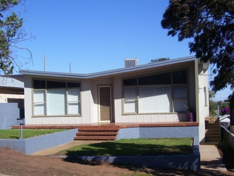 50 High Street, Parkes NSW 2870