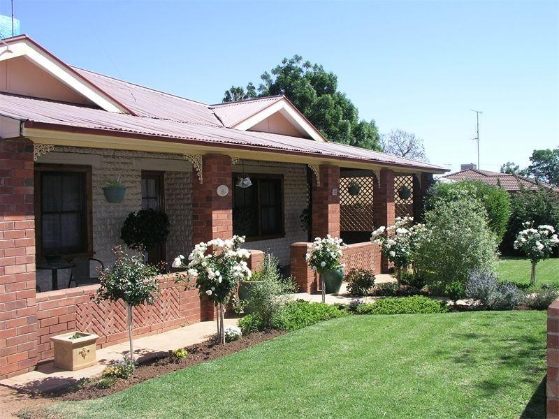 13 Mitchell Street, Parkes NSW 2870
