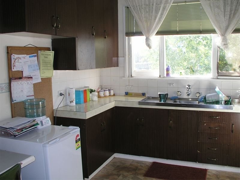 1 Wattle Street, Parkes NSW 2870