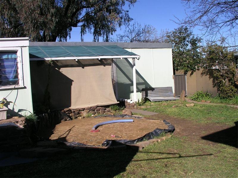 1 Wattle Street, Parkes NSW 2870