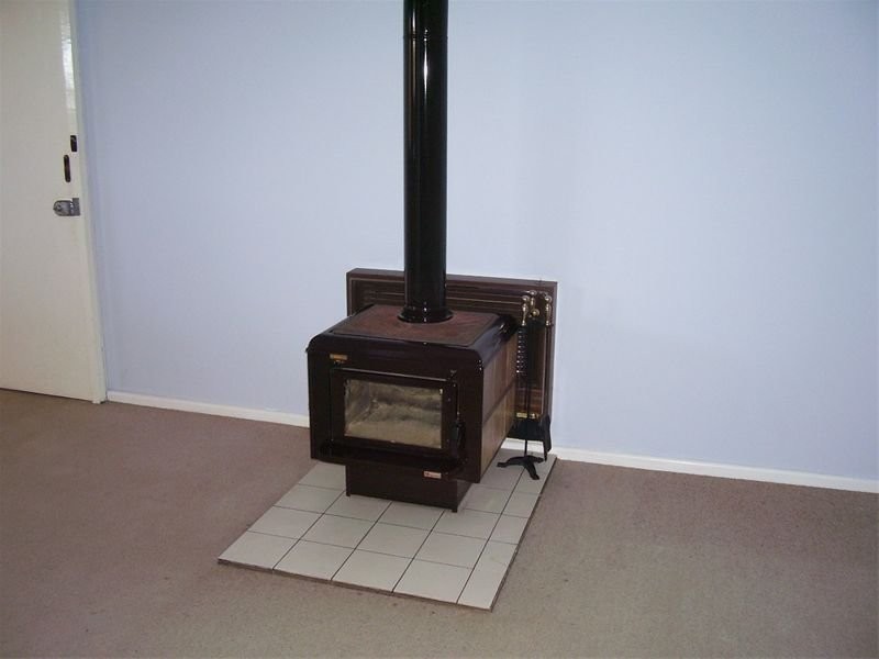 4 Best Street, Parkes NSW 2870