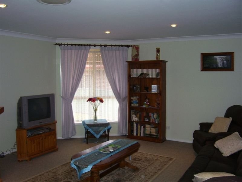 5 Friendship Place, Parkes NSW 2870