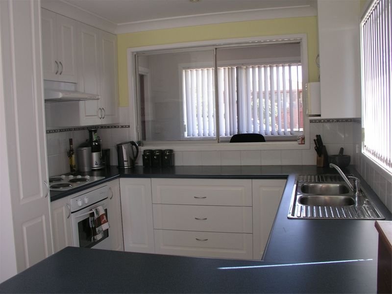 31 Barton Street, Parkes NSW 2870