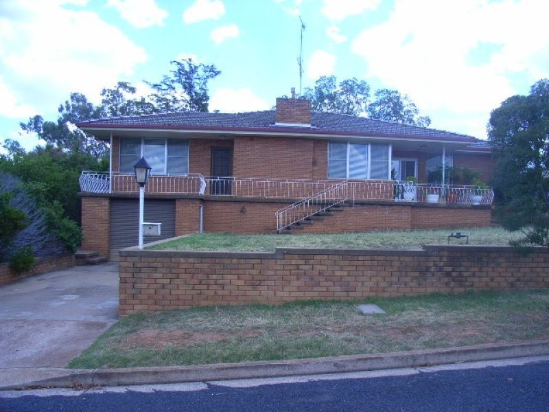 6 Lorger Street, Parkes NSW 2870