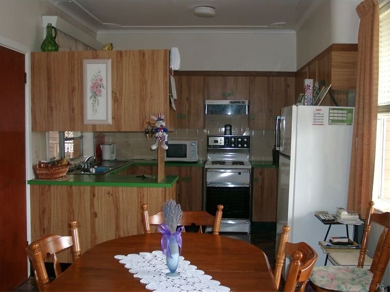 6 Lorger Street, Parkes NSW 2870