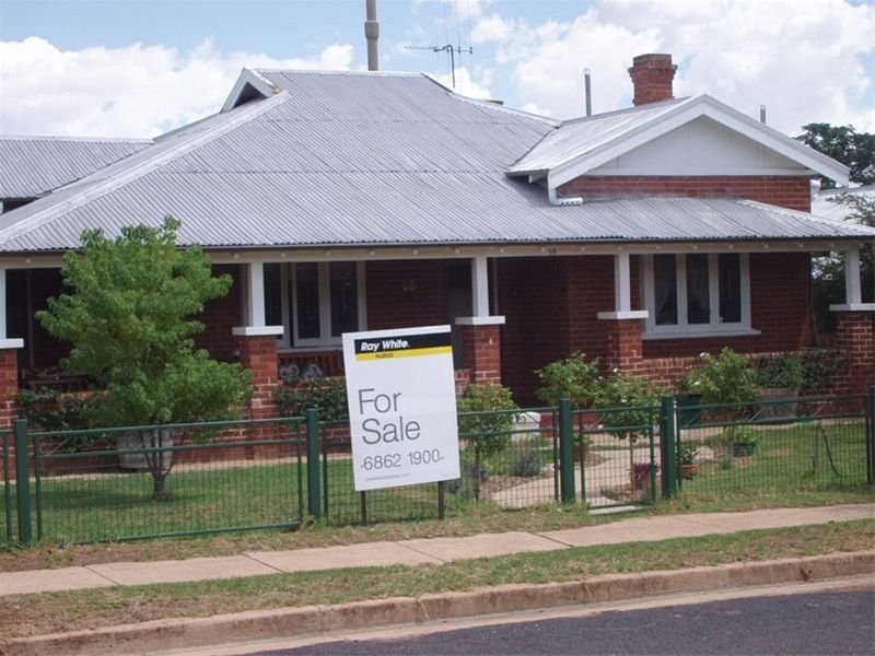 55 Dalton Street, Parkes NSW 2870