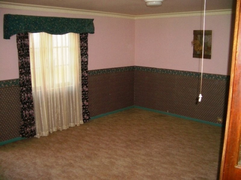 63 Dalton Street, Parkes NSW 2870
