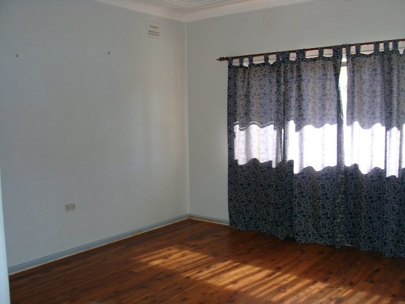 23 Kelly Road, Parkes NSW 2870