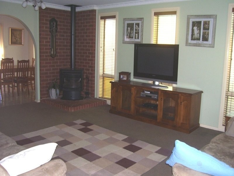44 Lawson Street, Parkes NSW 2870