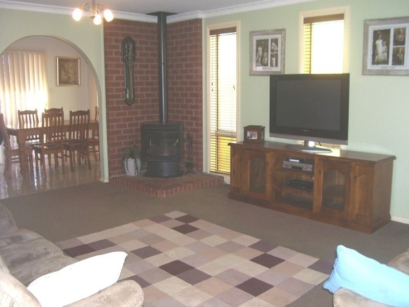 44 Lawson Street, Parkes NSW 2870