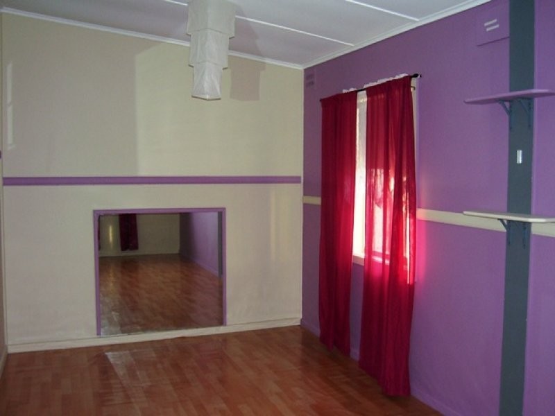 4 Thornbury Street, Parkes NSW 2870
