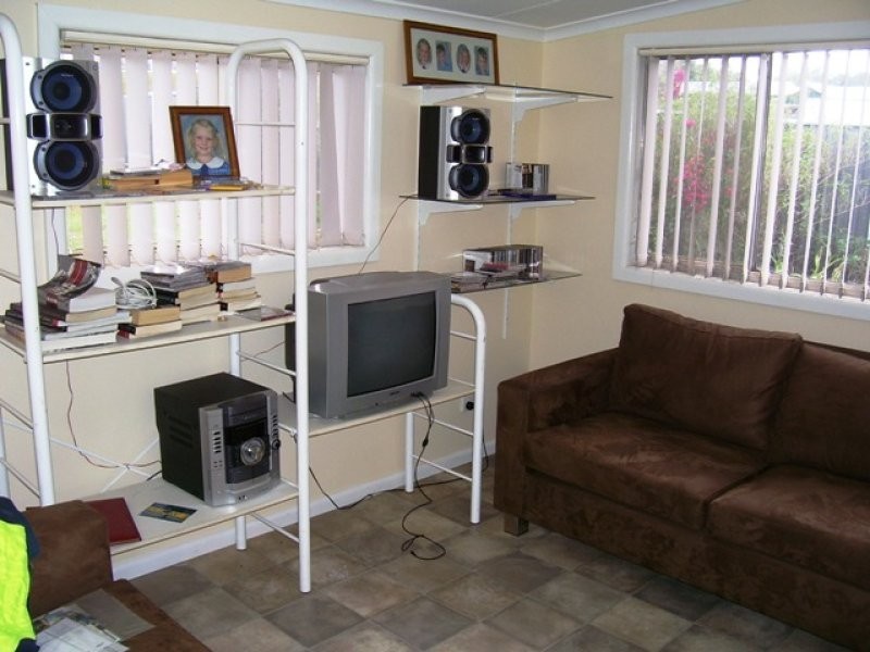 6 Thornbury Street, Parkes NSW 2870
