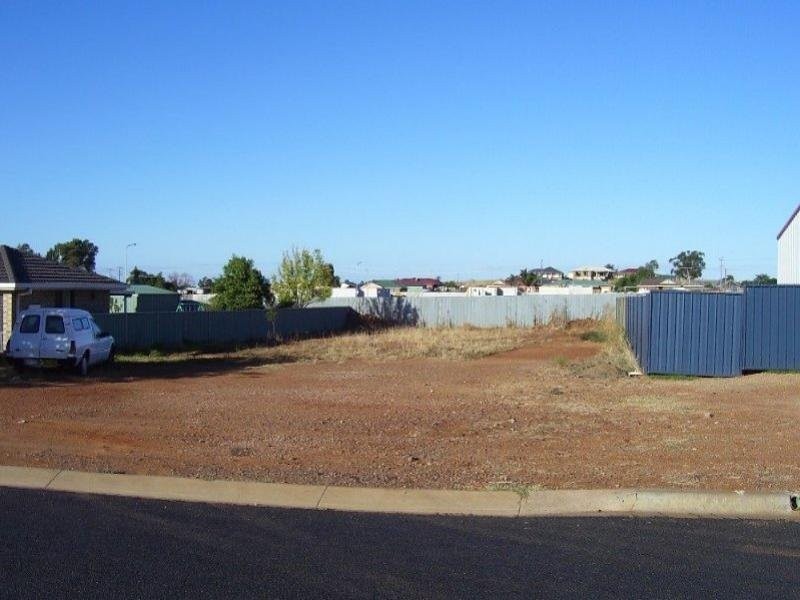 1 Thomas Tom Crescent, Parkes NSW 2870