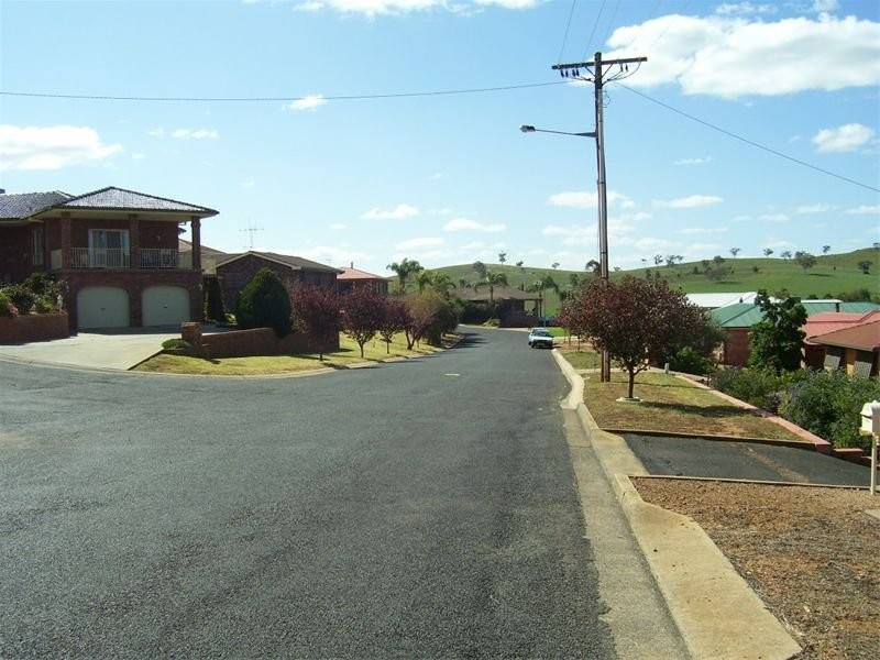 5 Panorama Crescent, Parkes NSW 2870