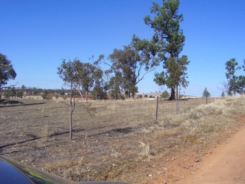 Lot 5 Maguire, Parkes NSW 2870