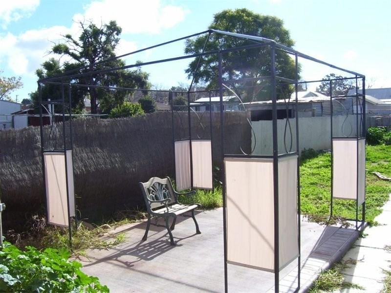 10 May Street, Parkes NSW 2870
