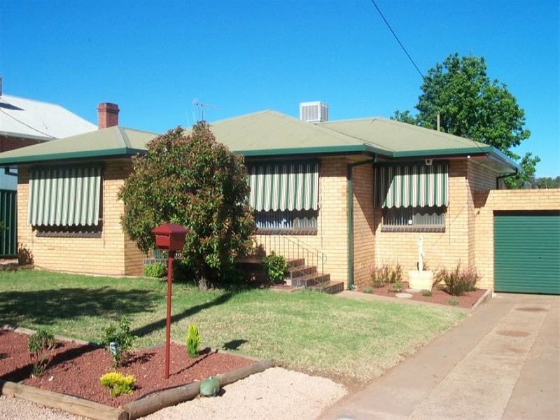 22 Weston Street, Parkes NSW 2870