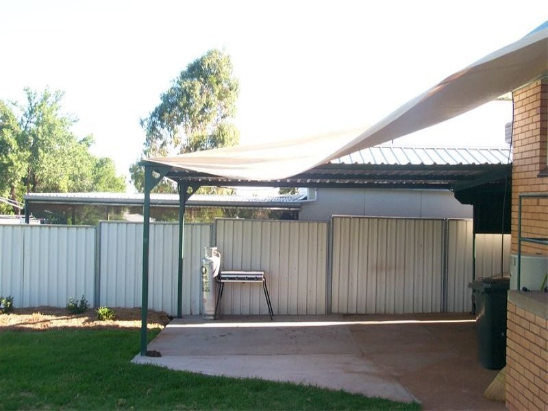 22 Weston Street, Parkes NSW 2870
