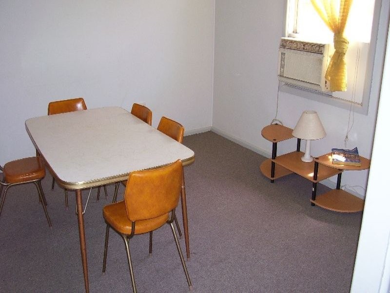 2/265 Clarinda Street, Parkes NSW 2870