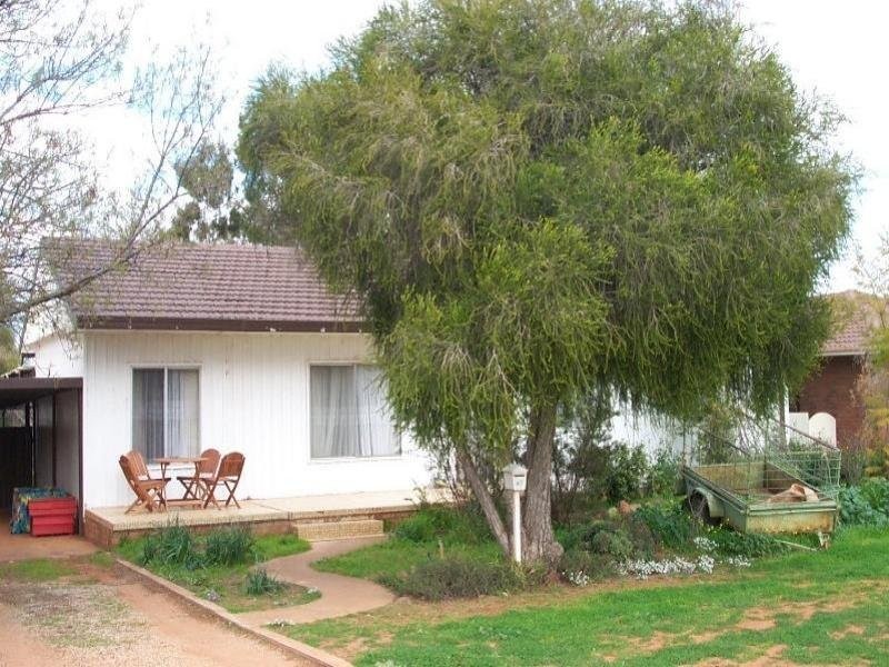 47 Brolgan Road, Parkes NSW 2870