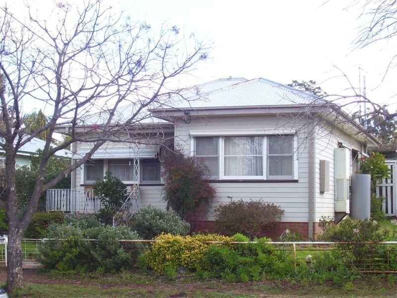 30 Coleman Road, Parkes NSW 2870