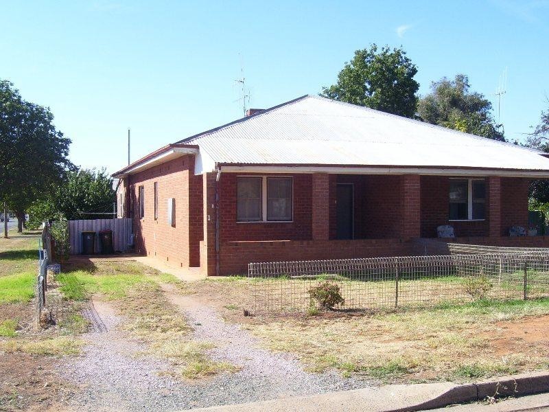 1 Pearce Street, Parkes NSW 2870
