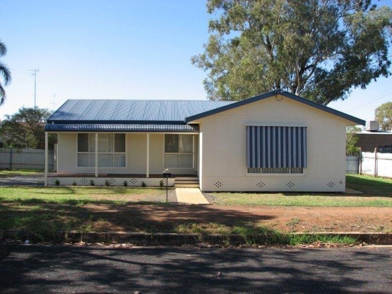 17 Victoria Street, Parkes NSW 2870
