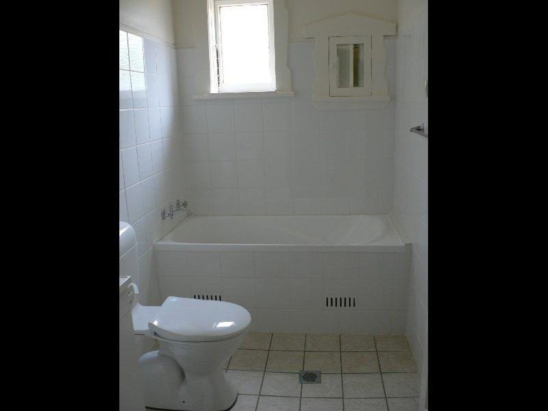 83 Bogan Street, Parkes NSW 2870